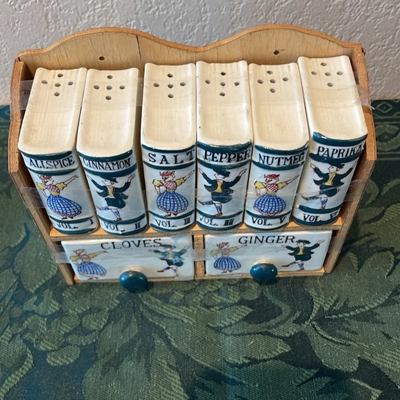 Vintage Spice Rack - Picture 3 of 4